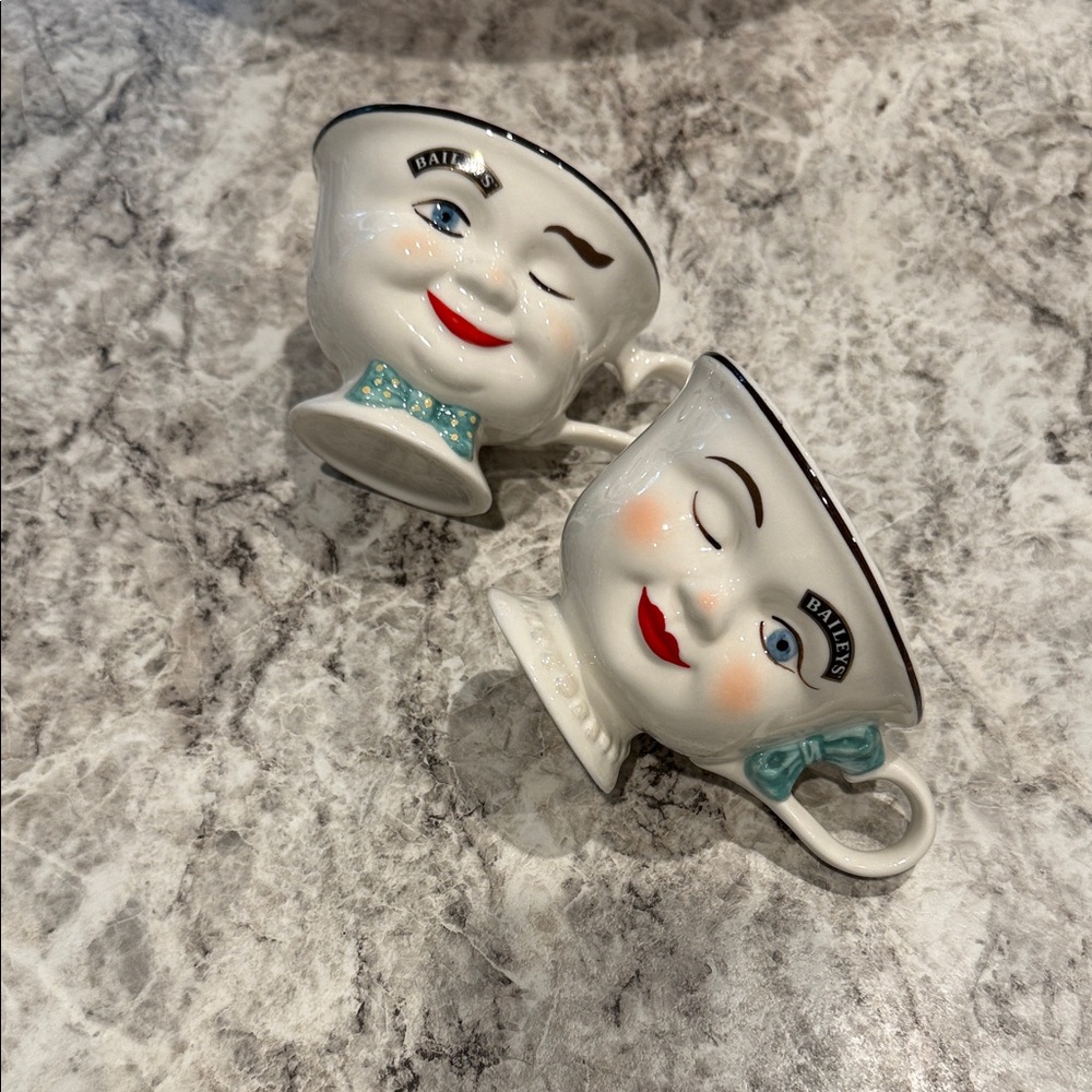 Vintage Bailey’s Face Winking His and Hers Mug